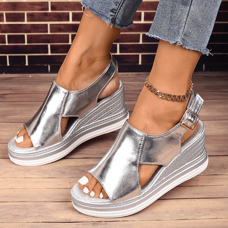 Baylie - Metallic Stylish Sandals