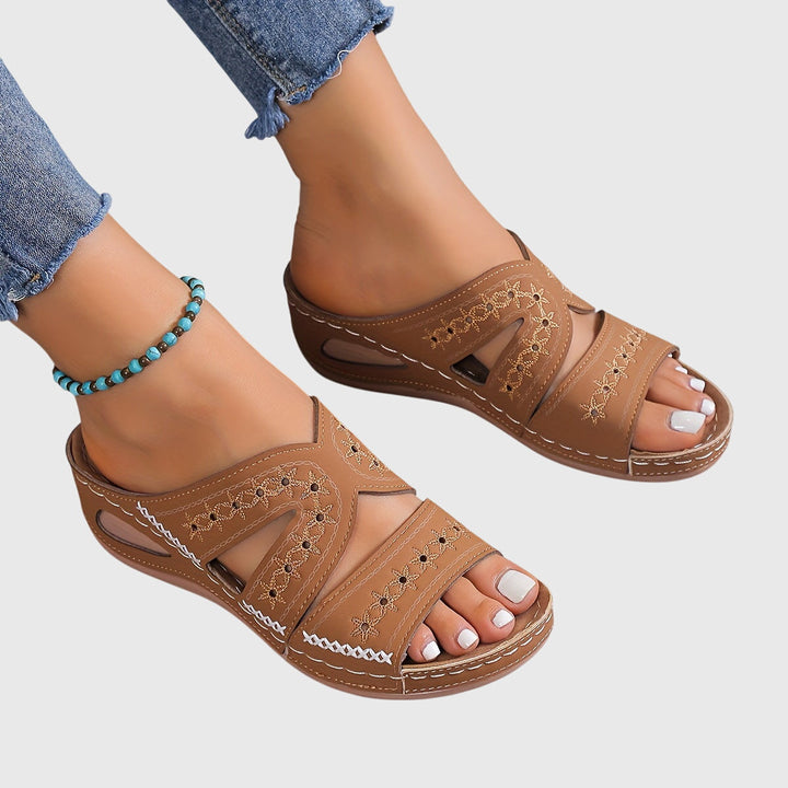 Bonnie - Stylish Orthopaedic Sandals