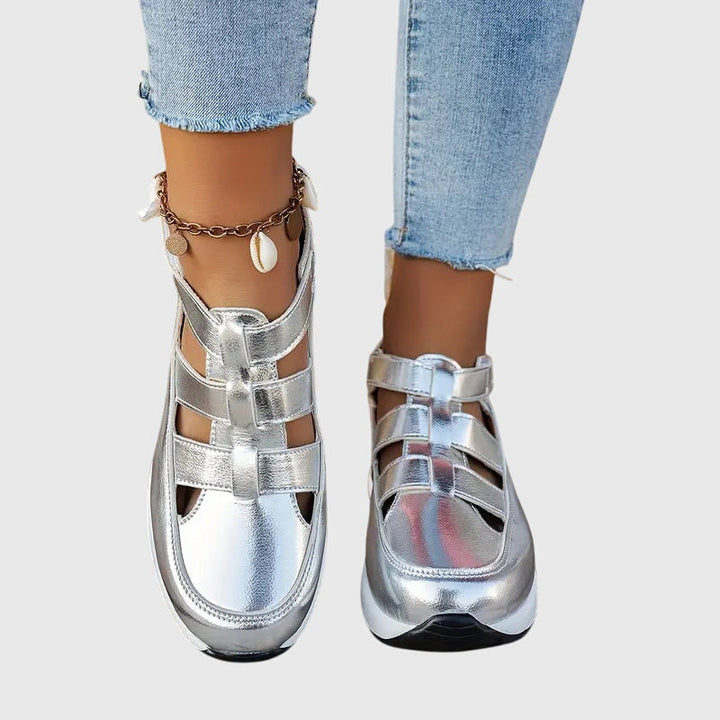 Finnie - Versatile Orthopaedic Sandals