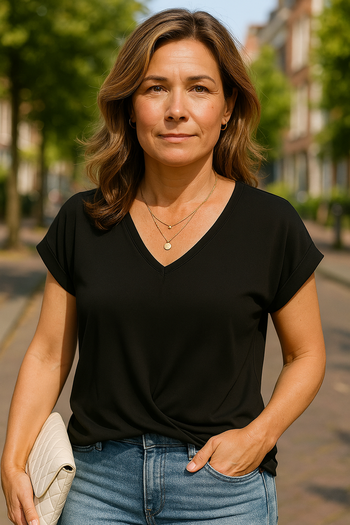 Jennifer - Relaxed Charm Top