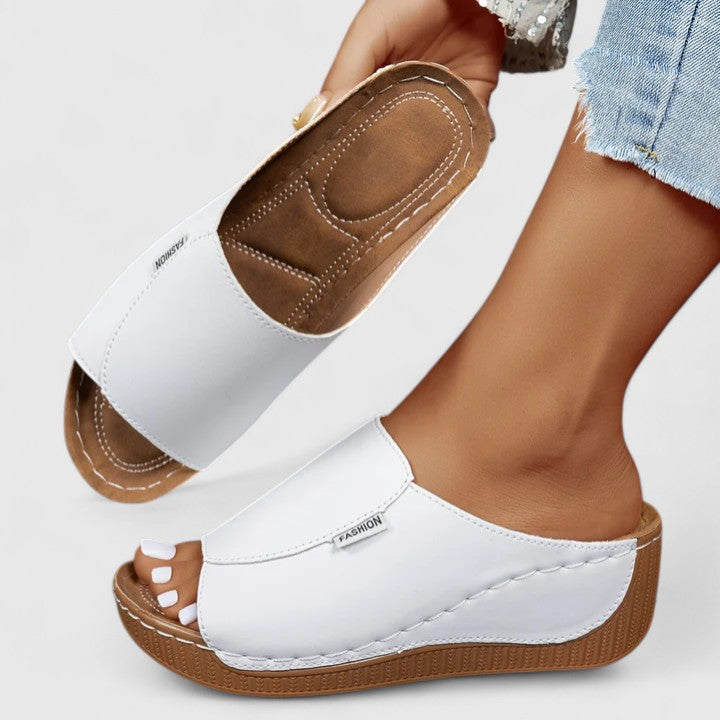 Amiralie - Stylish Lightweight Sandals