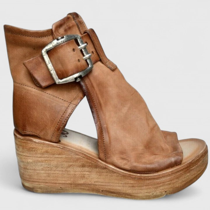 Karline -  Classic Wedge Sandals