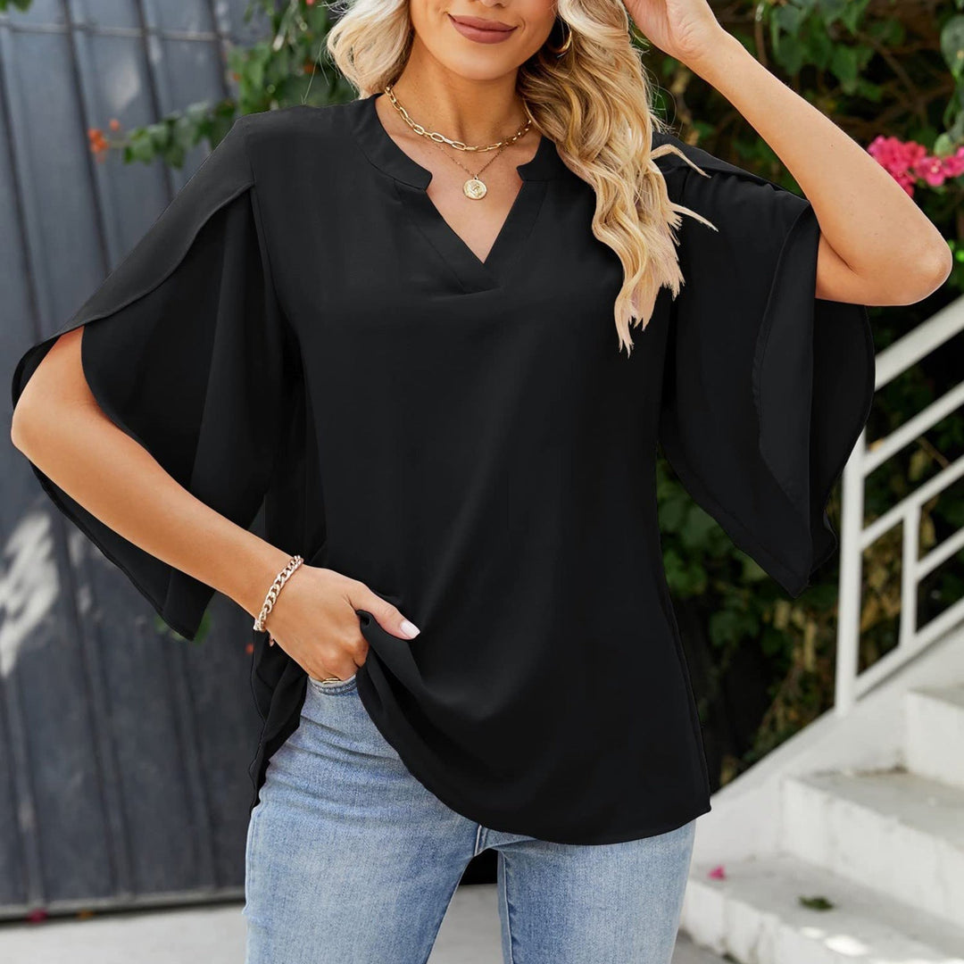 Pamela - Elegant V-Neck Top