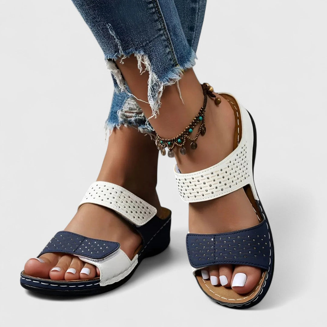 Ariella - Comfortable Sandals