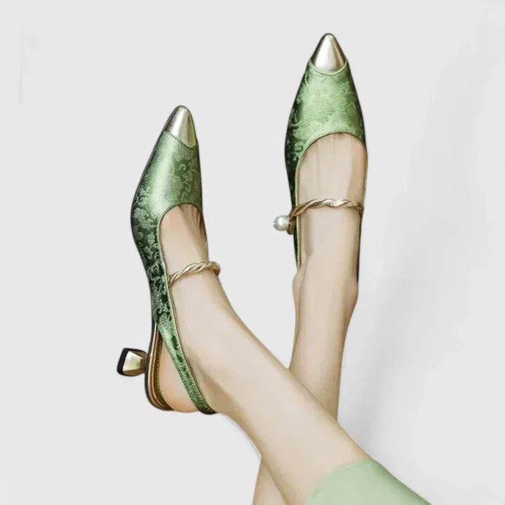 Annelie - Chic Kitten Heels