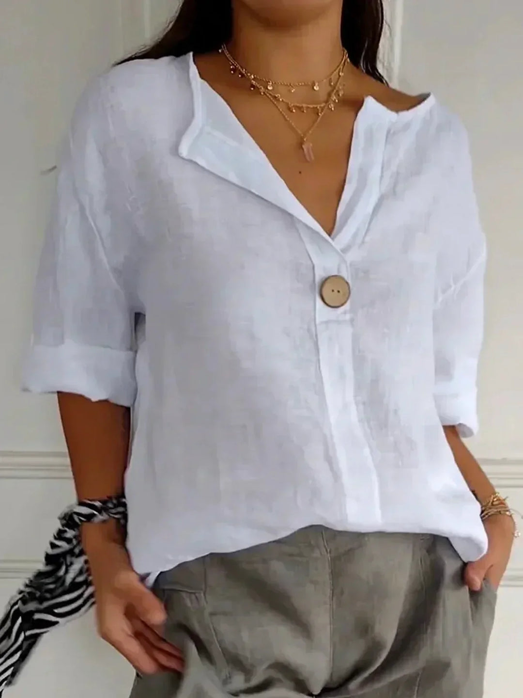 Janet - Casual V-Neck Blouse