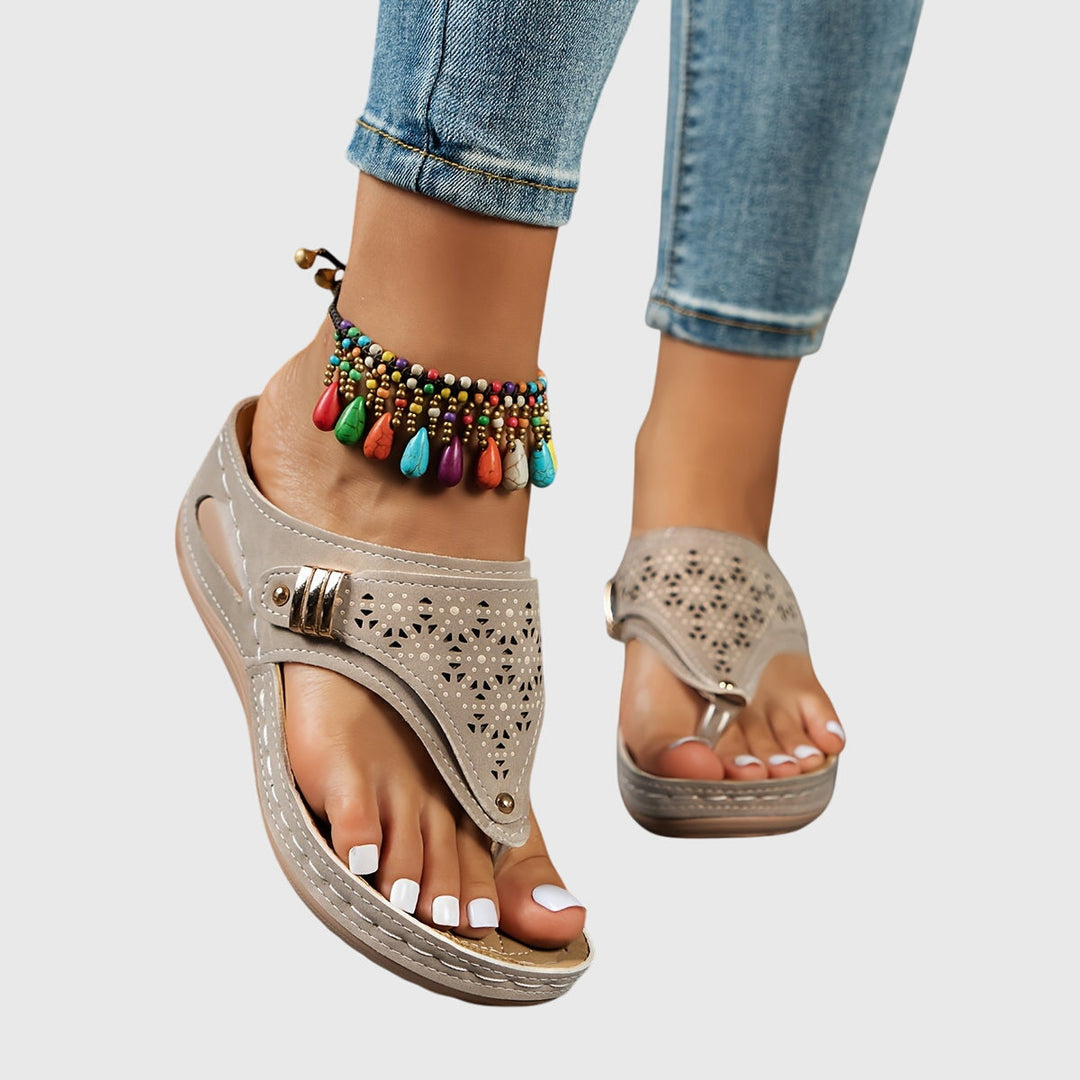 Anika - Flip Flop Sandals