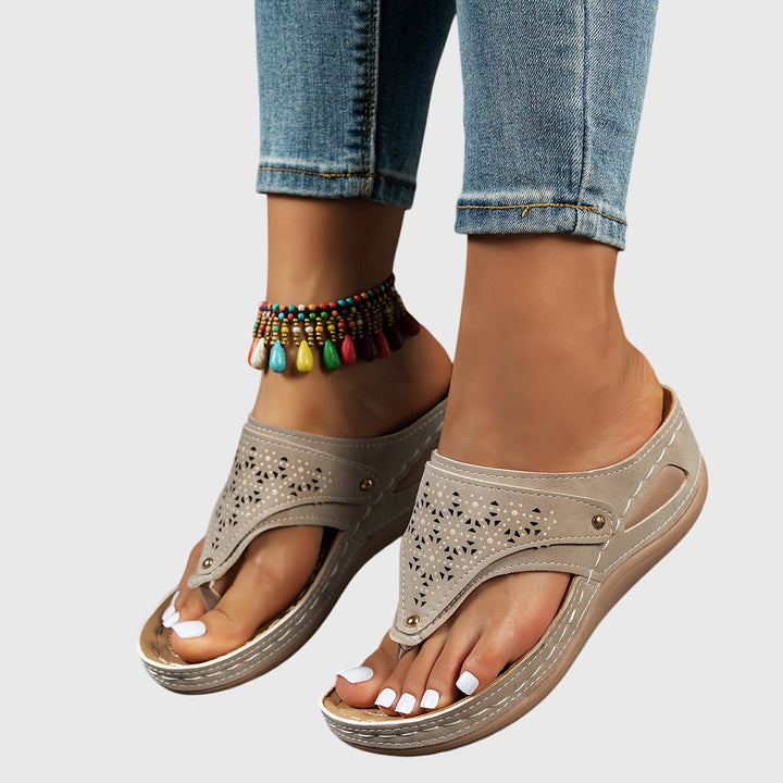 Anika - Flip Flop Sandals