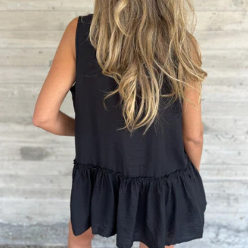 Eleanor - Ruffle Buttoned Top
